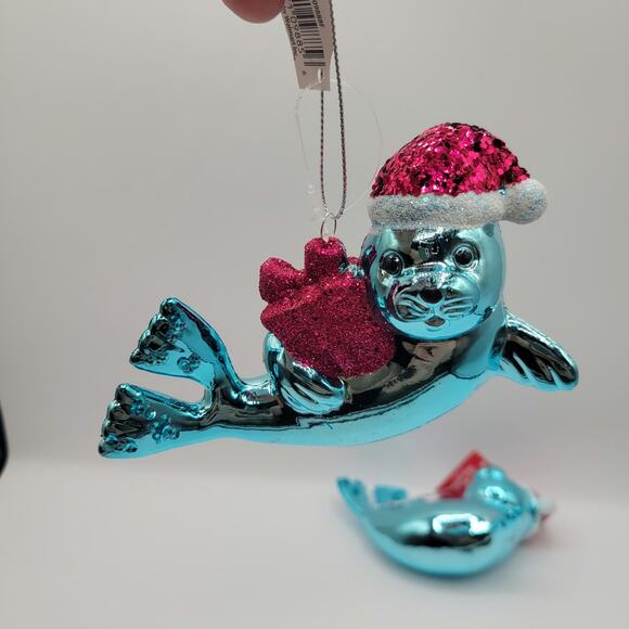 2 Blue Seals Ocean Life Shatterproof Christmas Ornaments - Picture 3 of 4